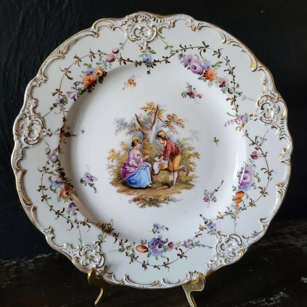 Antique Meissen Plate Courting Couple Romantic Scene Floral Design 8.75"